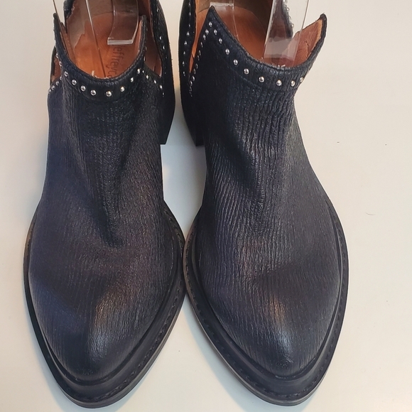 Jeffrey Campbell Women's Black Fontana Studded Ankle Booties Size 6 5 - Picture 2 of 7